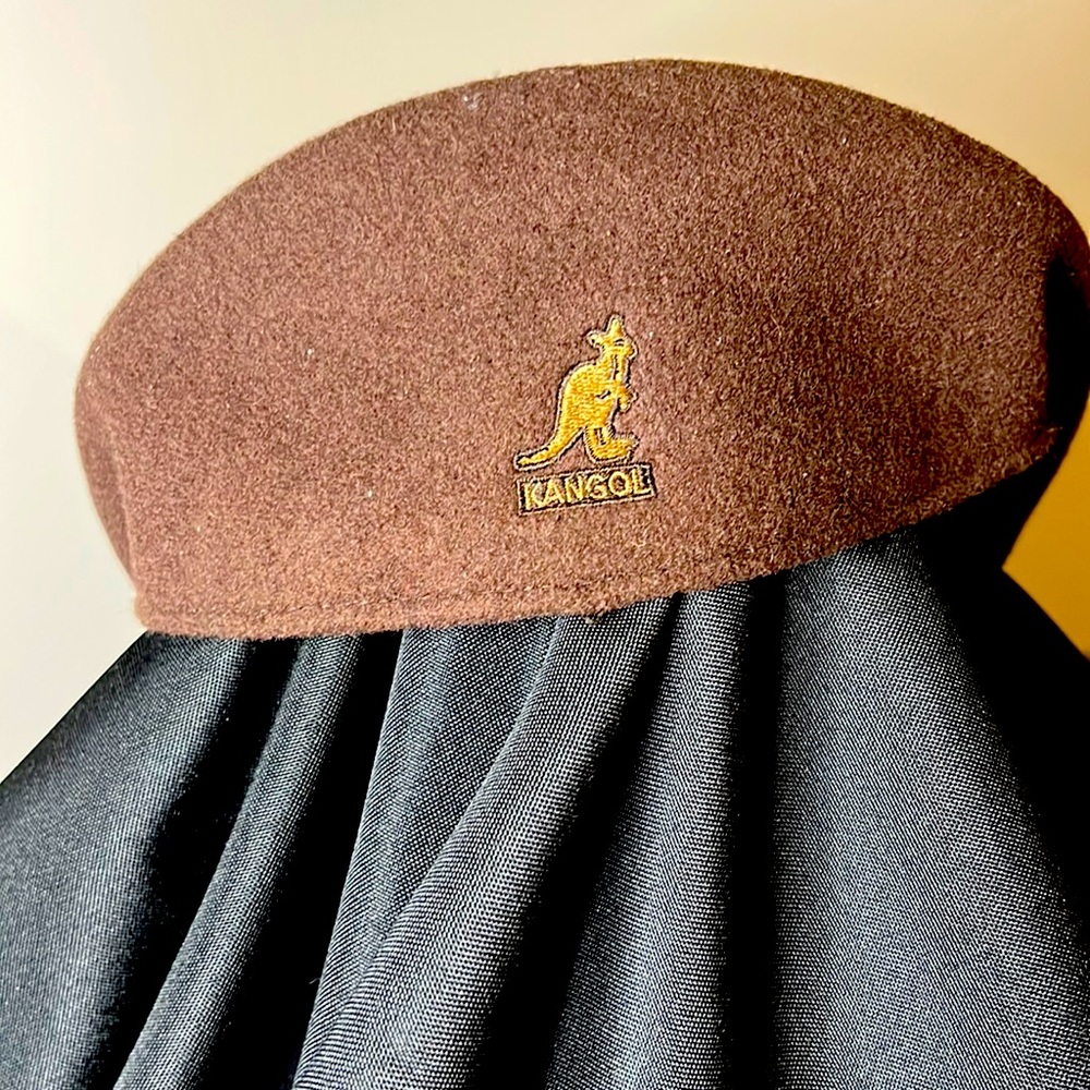 C- 4223 - Kangol  Wool Hat